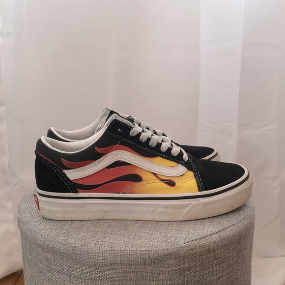 Vans - Picture 1 of 5